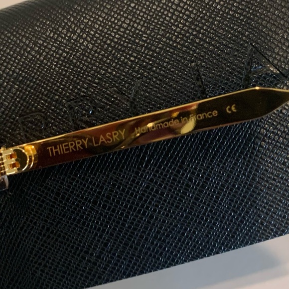 THIERRY LASRY DIRTYMINDY
Caramel / Black & Gold 53mm Ladies 
Cateye Sunglass